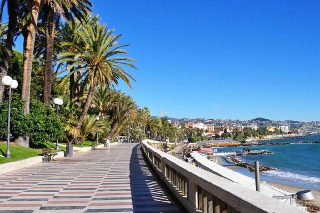 Studio Loft In The Center Sanremo For 3 People Eksteriør billede